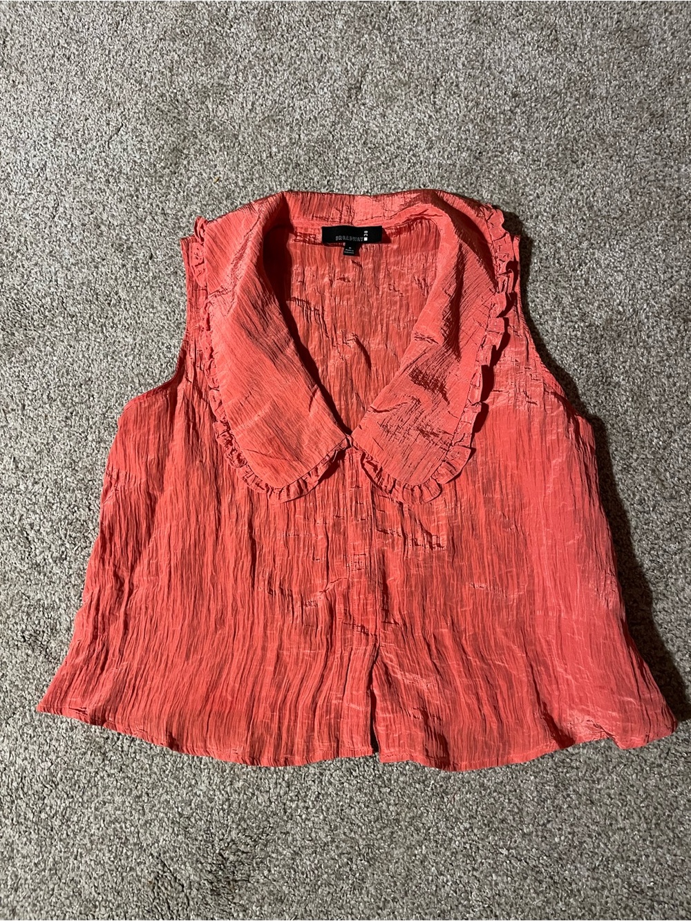 Broadway 38 Coral Ruffle Collar Sleeveless Camisole